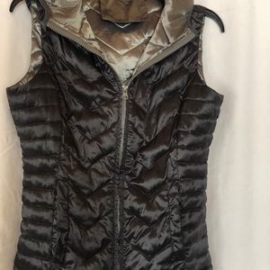 Packable down vest